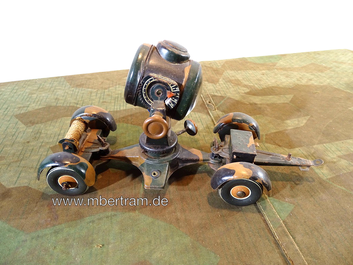 TCO TIPPCO Scheinwerfer mit Protze / Fahr Lafette für Kanone Flak 8/8