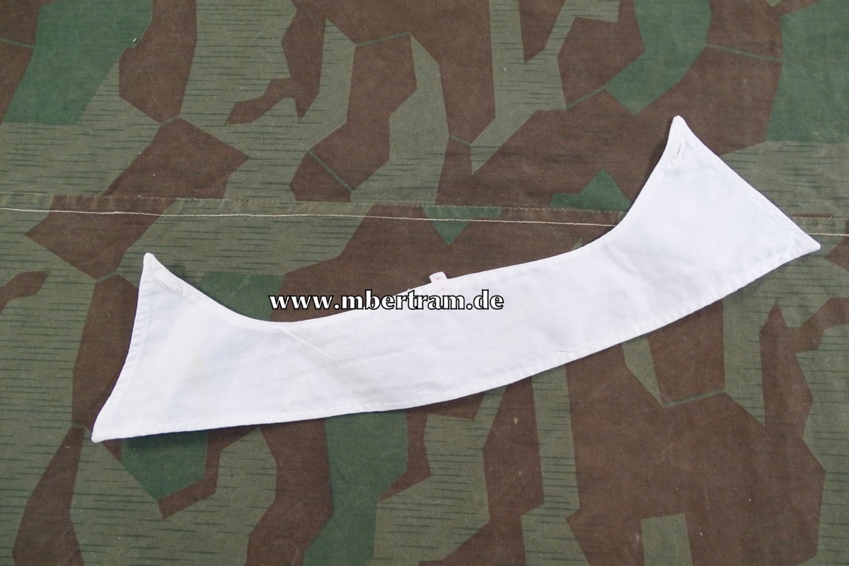 Kragen zu Krankenschwesterntracht, ggf. 40er Jahre. Ca. 41x8,5cm, Gr. 44