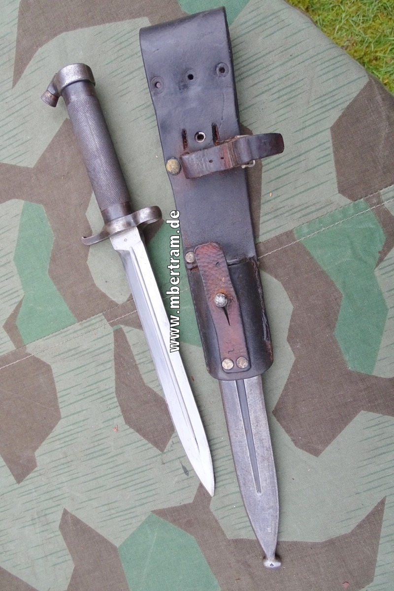 Schweden Messer Bajonett M. 1896 mit Scheide und Koppelschuh