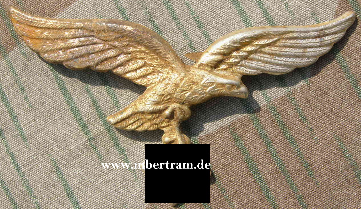 Luftwaffen Schirmmützenadler, Buntmetall, versilbert