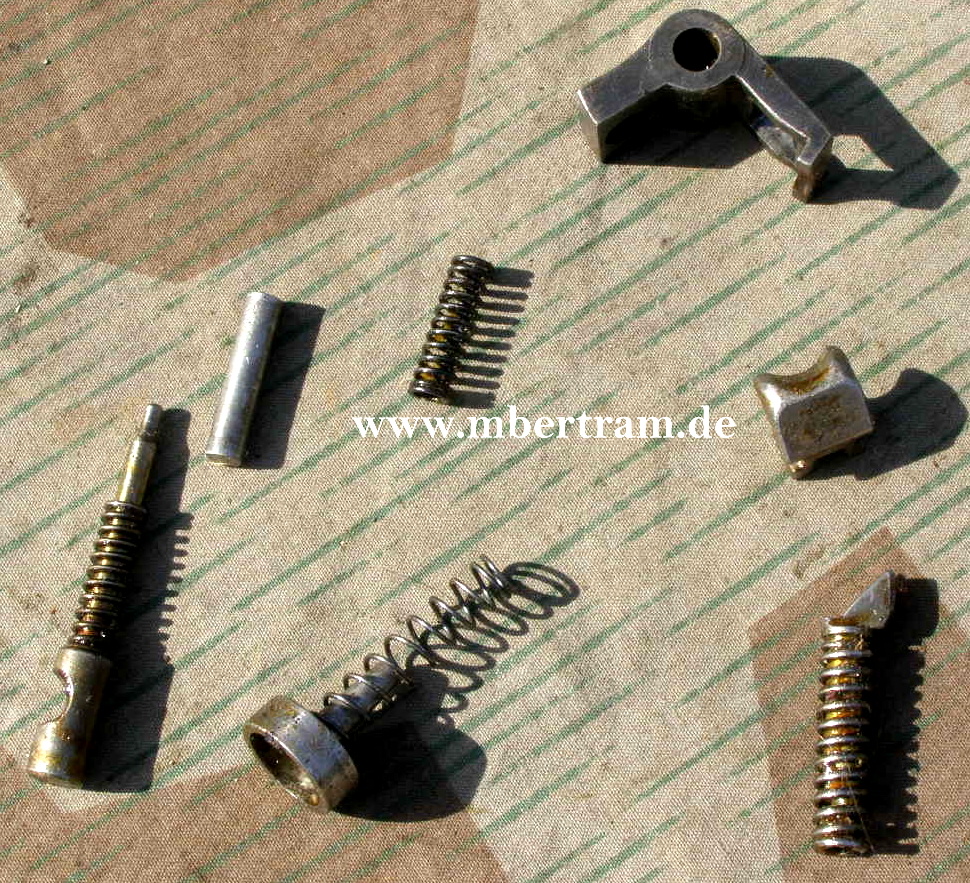 7 teiliger Kleinteilesatz MG 30(t), Auszieher, Schlagbolzen.....