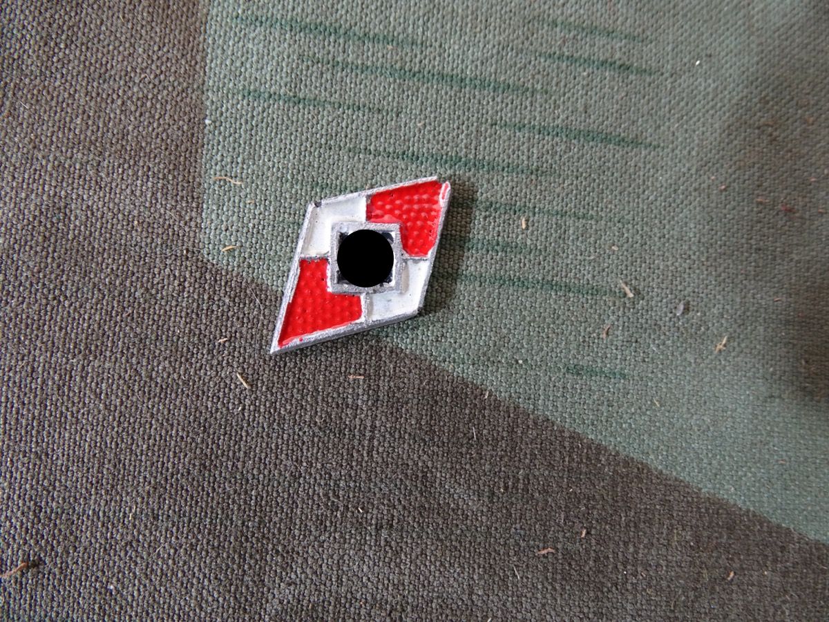 Replik: Griffemblem für HJ Messer / HJ Dolch, einfache Kunststofffertigung, lackiert