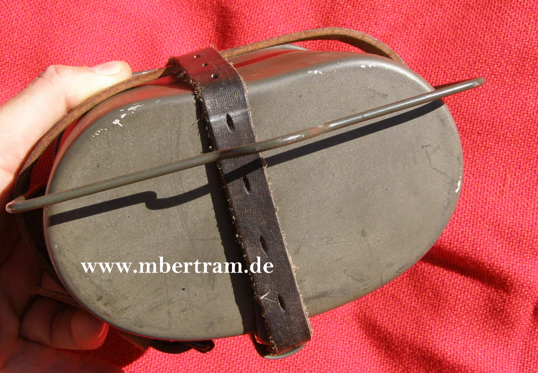 Hohes Kochgeschirr 1914, 1. WK, Lack 98%, Riemen
