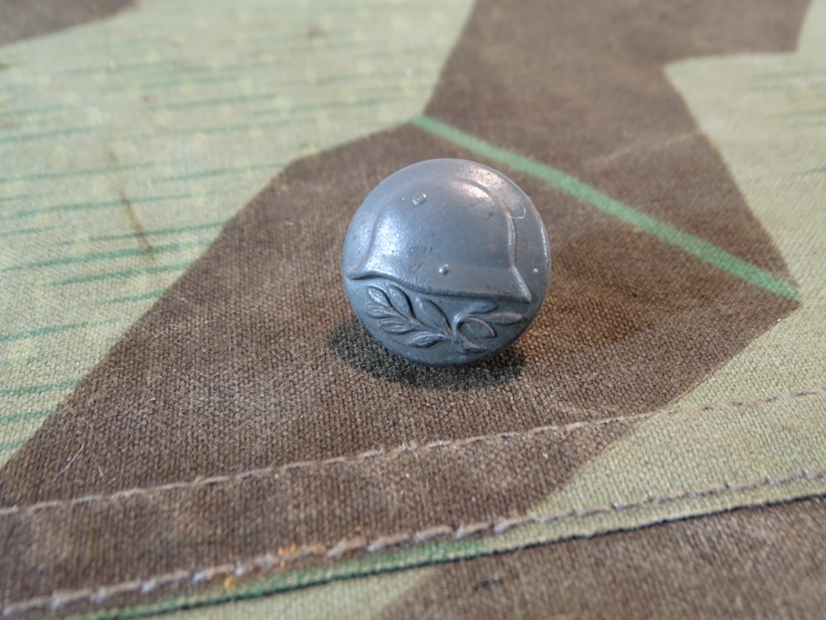 Feldblusen 19mm Rockschoß Knopf für die Uniform für Mitglieder d.Stahlhelmbundes