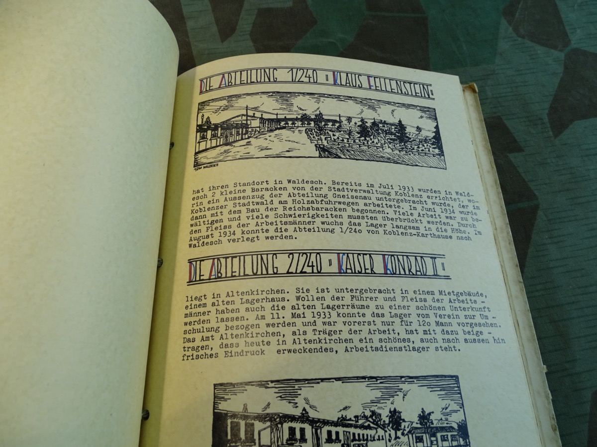 Gau Chronik über die Anfänge des Arbeitsgaues XXIV Mittelrhein. Seltenes und aufwendig gestalltetes Buch-