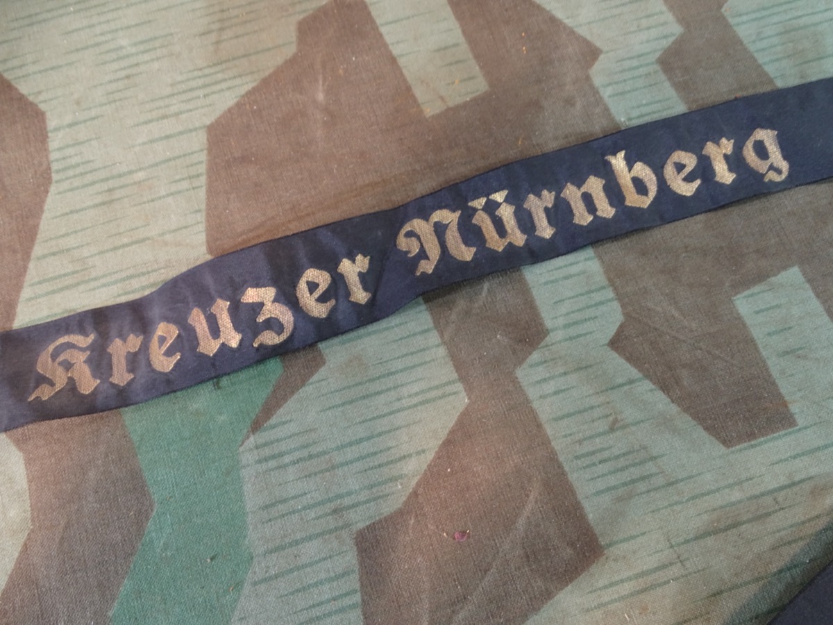 Kriegsmarine Mützenband Kreuzer Nürnberg, schöner Zustand, ca. 151,5cm
