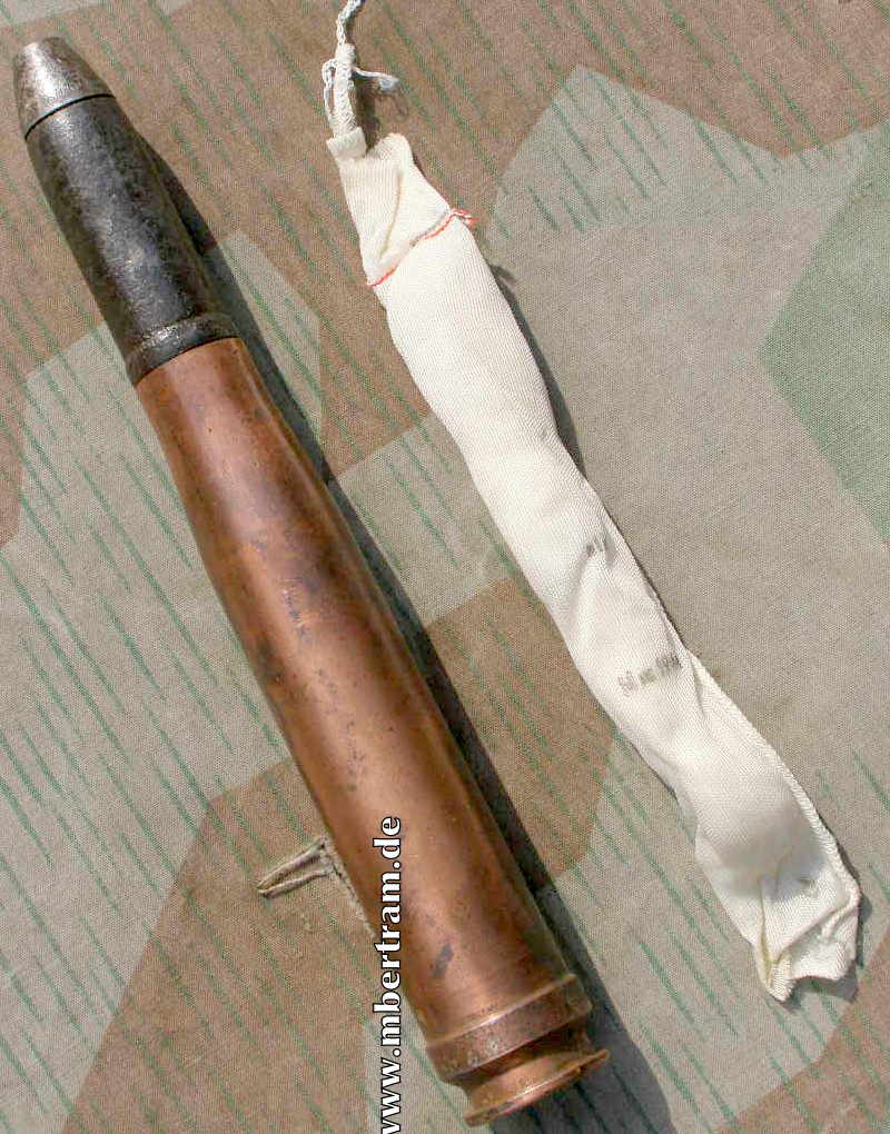 2cm Flak 38, Deko Patrone, verk. Stahl H., Ladungssäckchen