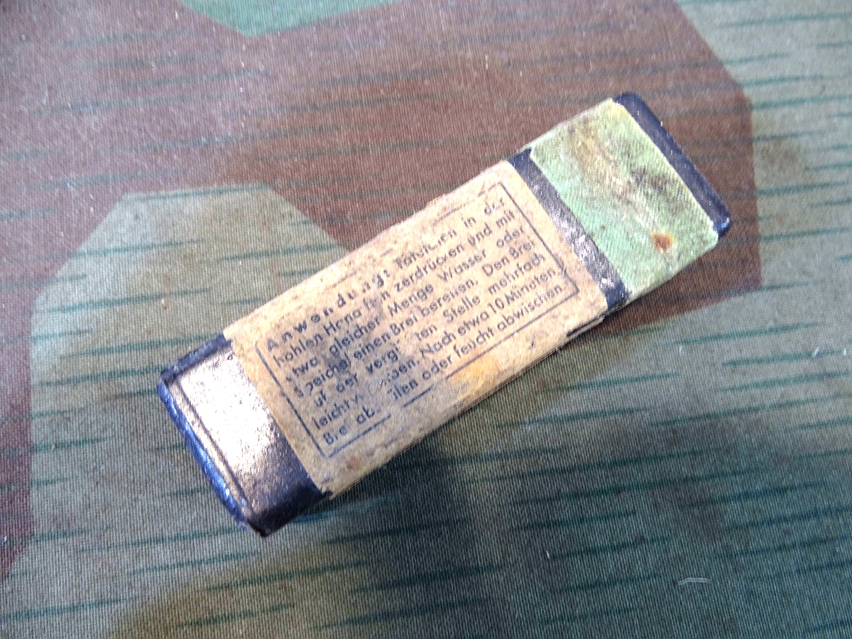 Wehrmacht Gas-Hautentgiftungsmittel Losantin, von 1942, grüner Ring