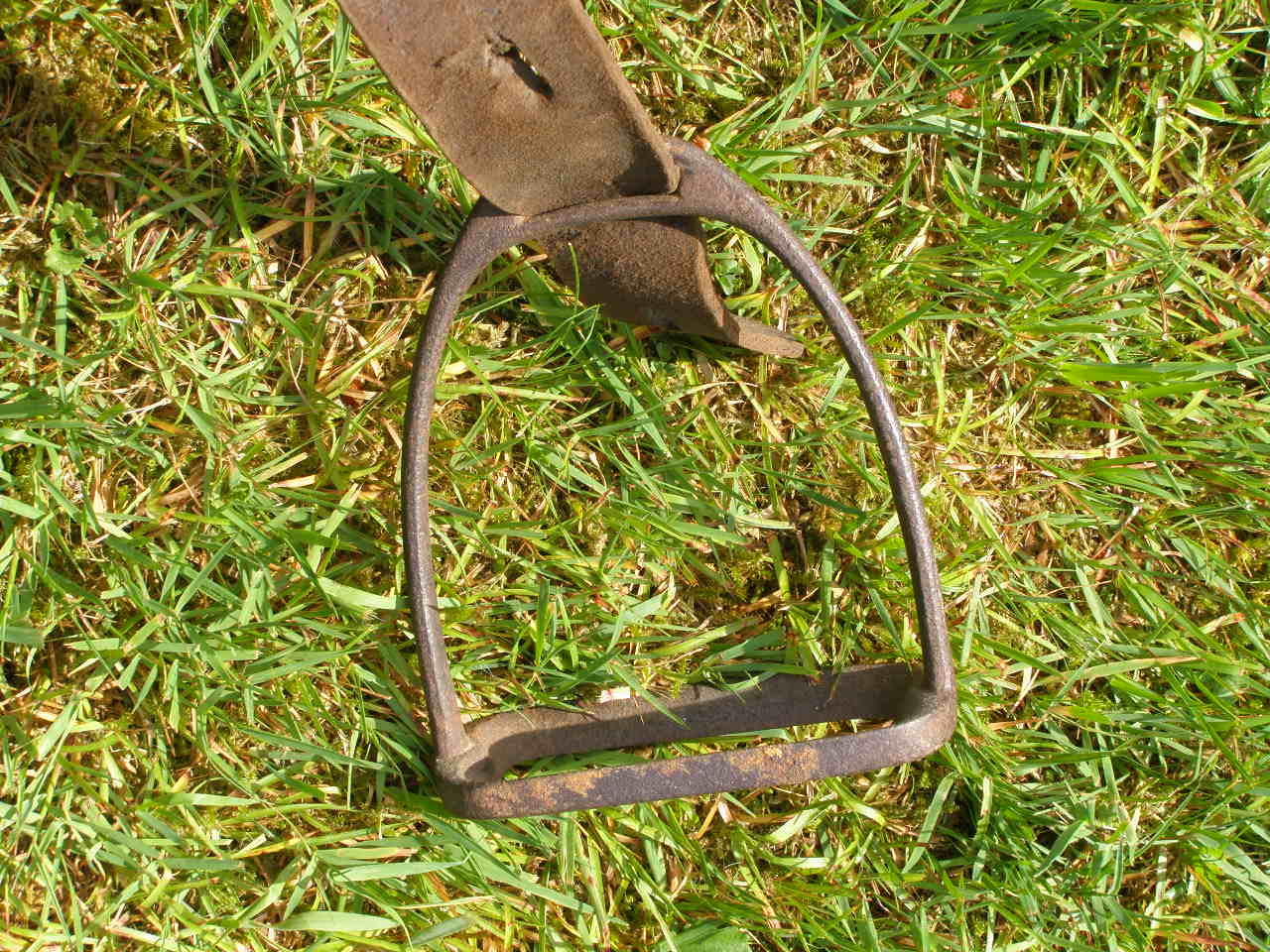 10240-4 Wehrmacht Kavallerie, Militärsattel. Mit WaA mit HK. 1939