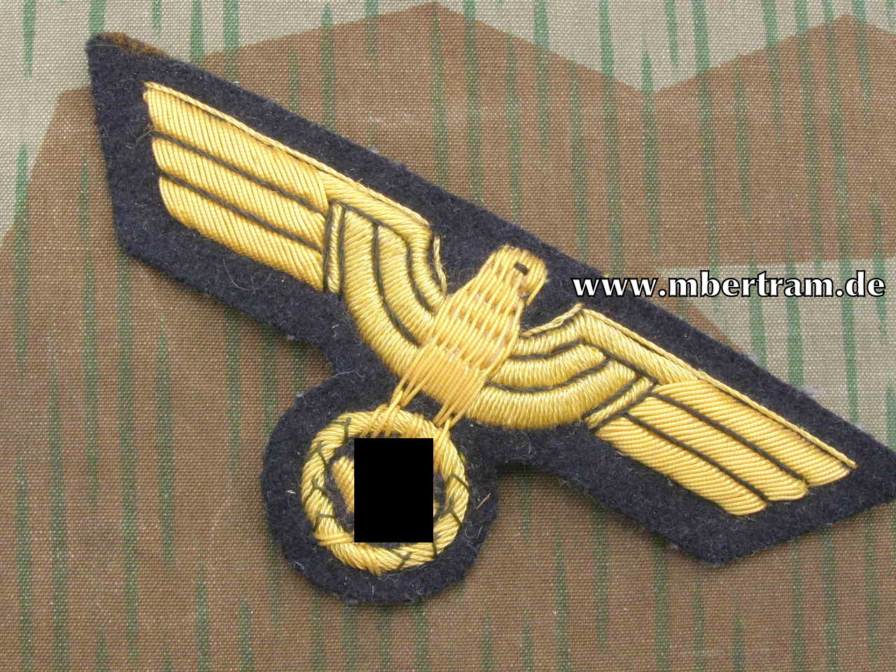 Kriegsmarine Brustadler Offiziere, Cellonfaden handgestickt
