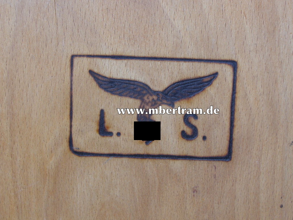 13516-15 Komplettes Luftschutz Gasjäckchen mit Behelfs Karton
