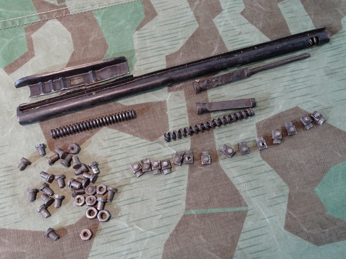 Rohrvorholer MG 42/53- Ersatzteile für Bastler Rohrvorholer MG 42/53- Ersatzteile für Bastler