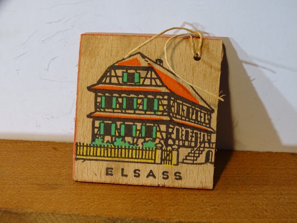 WHW Spendenbeleg Nov. 1942." Elsass" -Serie Deutsche Bauernhäuser" Holzabzeichen