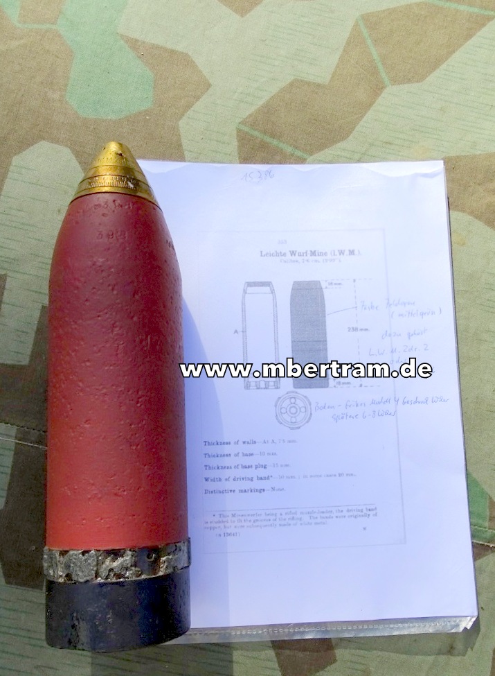 Deutsche 76 mm Leichte Wurfmine, 1. Weltkrieg mit Messingzünder L.W.M.Zdr. 2