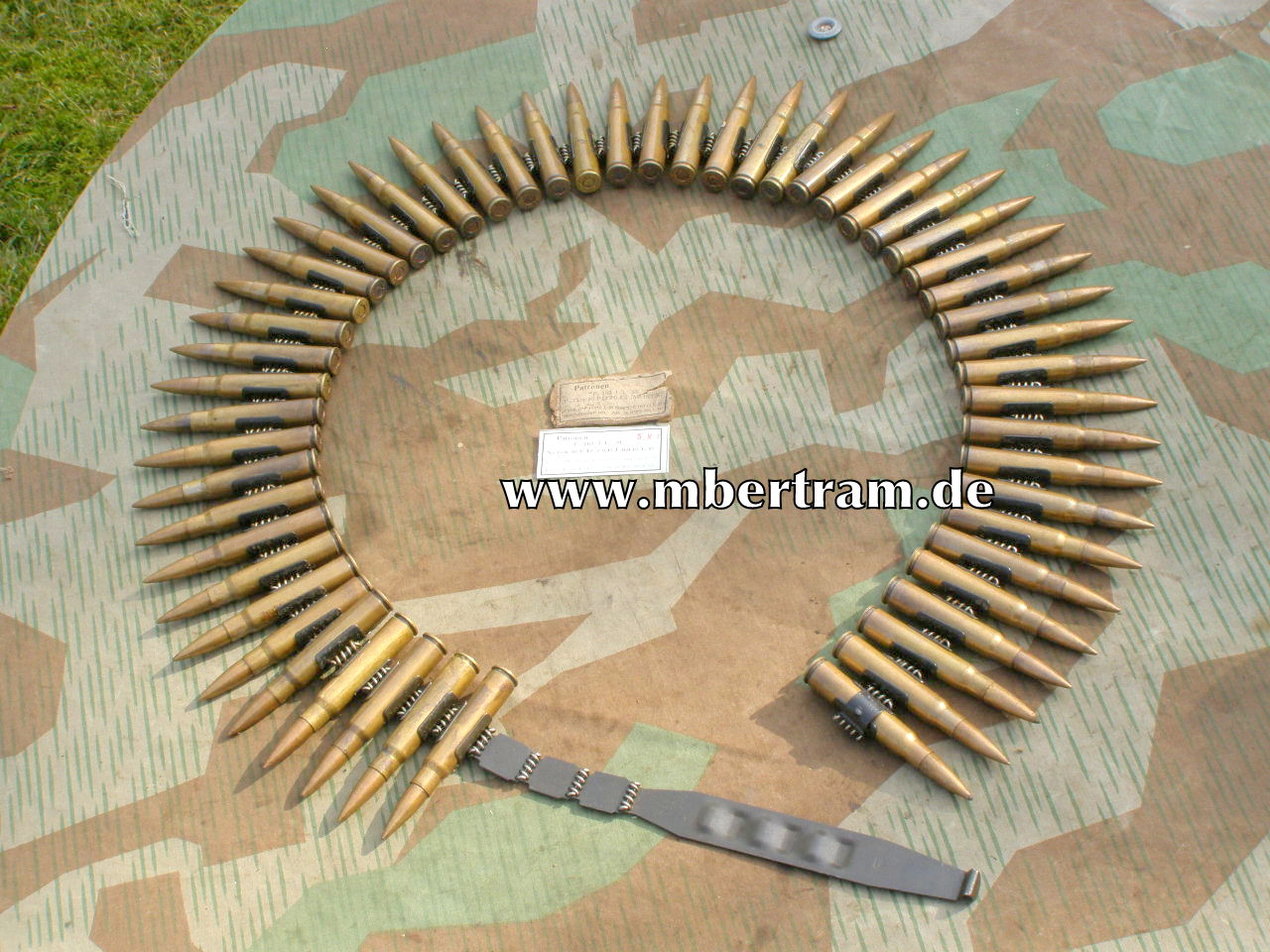 MG 42/ MG 34 Gurt mit 53 Schuss "P163, 1937" Messing