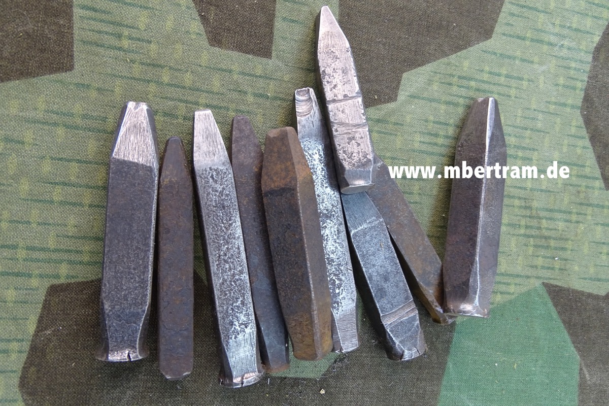 10 Schlagzahlen 7 mm vor 1945, schöne alte Form, z.B. f.  Fahrzeug Restaurierung