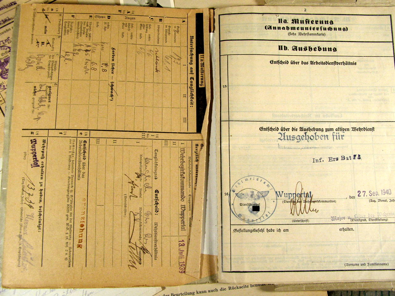 624-24 Wehrstammbuch Nahkpf Ausbildung, Pz.Vern.abz.,EK2, NkSp.
