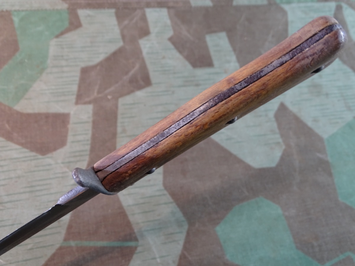 Kampfmesser / Stiefelmesser / Grabendolch der Luftwaffe mit LW Abnahme. Kampfmesser / Stiefelmesser / Grabendolch der Luftwaffe mit LW Abnahme.