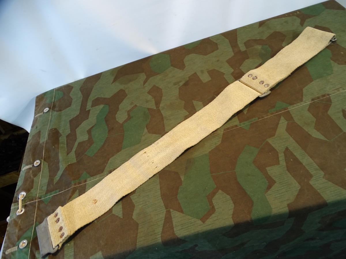 Webriemen mit Eisenschließe, 107x8cm, Kavallerie ? Feuerwehr Koppelgurt ?  Webriemen mit Eisenschließe, 107x8cm, Kavallerie ? Feuerwehr Koppelgurt ?