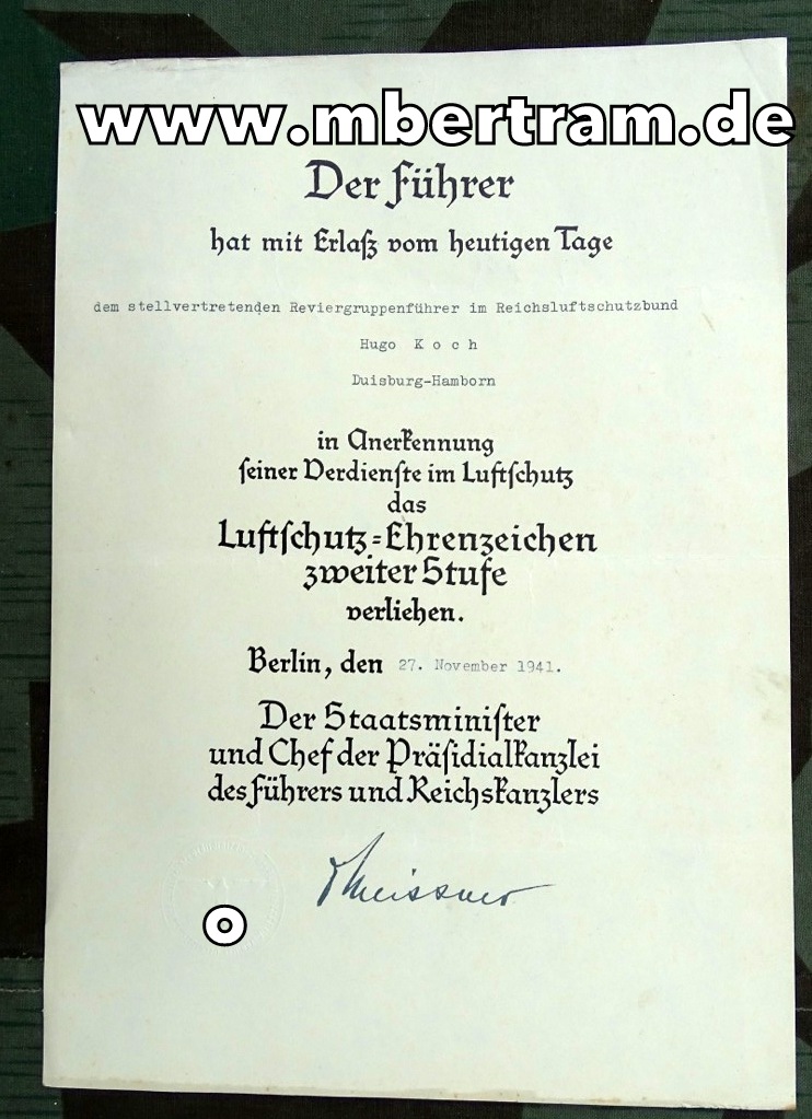 Große DinA 4 Urkunde f.d. Luftschutz Ehrenzeichen zweiter Stufe 27.11.1941