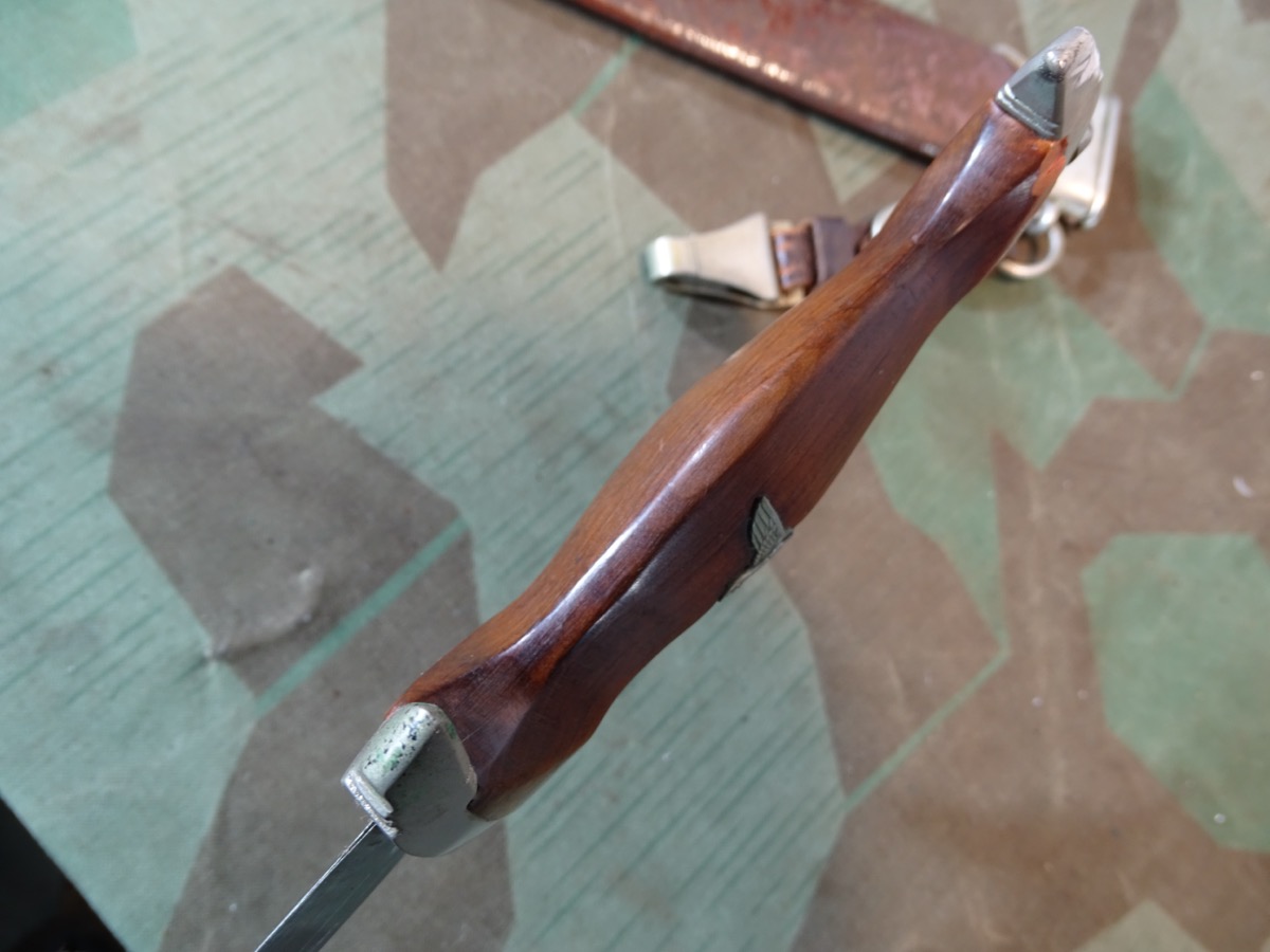 SA Dienstdolch M 33, Hersteller RZM M 7 / 66 1940, Eickhorn mit Gehänge