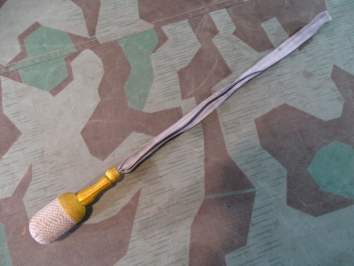 Portepee / Kompanietroddel gelb/gelb/gelb für Manschafts Seitengewehre der 11. Kompanie Portepee / Kompanietroddel gelb/gelb/gelb für Manschafts Seitengewehre der 11. Kompanie