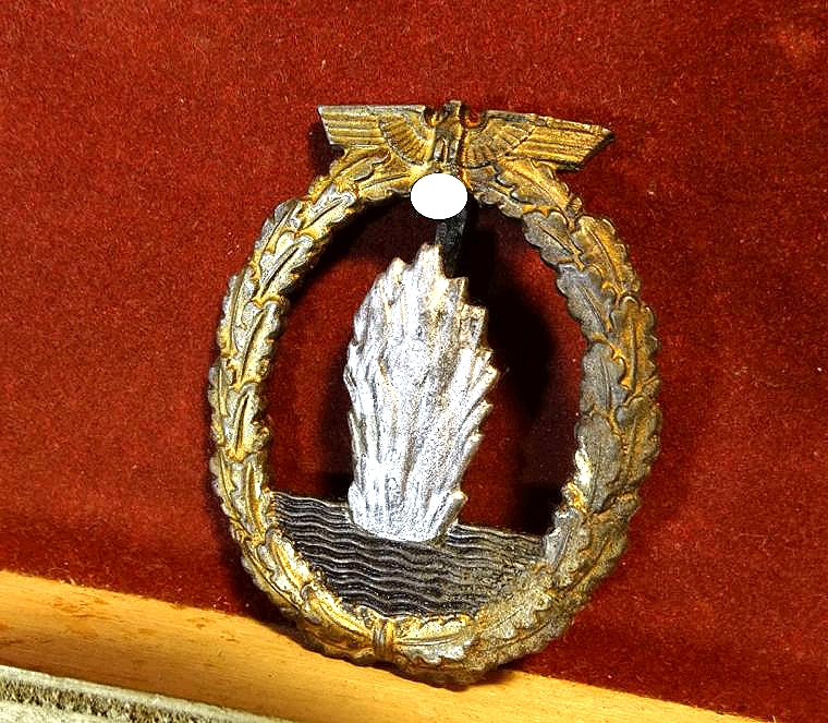 Kriegsabzeichen für Minensuch-, U-Boots-, Jagd- und Sicherungsverbände, Feinzink