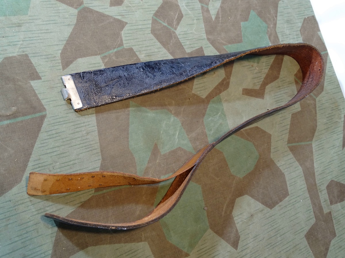 Wehrmacht Lackleder Ausgeh Koppelriemen,  ca. 91 cm