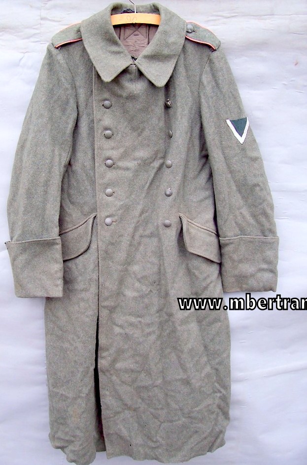 Wehrmacht feldgrauer Mantel "M40",  Gefreiter der Panzertruppe, 1941