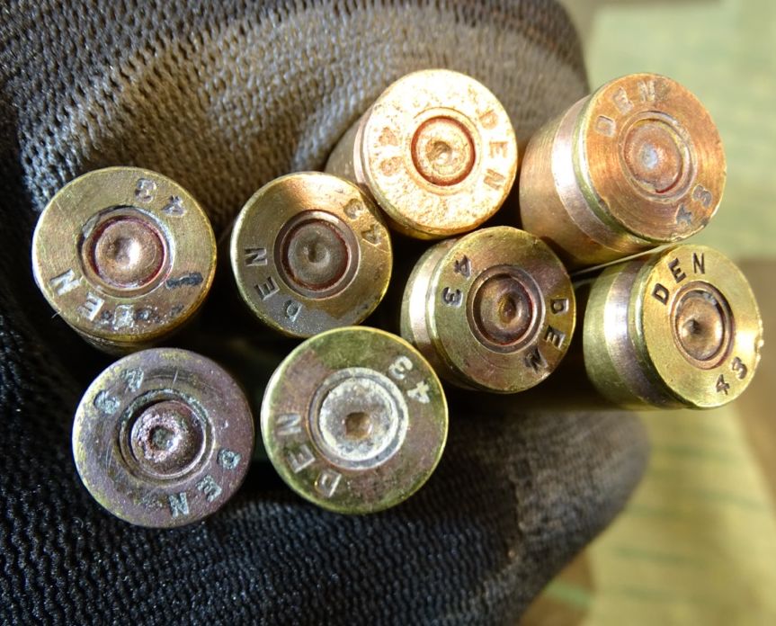 8 Stück US 2. Weltkriegs Standartmunition Kaliber 30-06 Hst.: DEN 43 mit Ladeclip