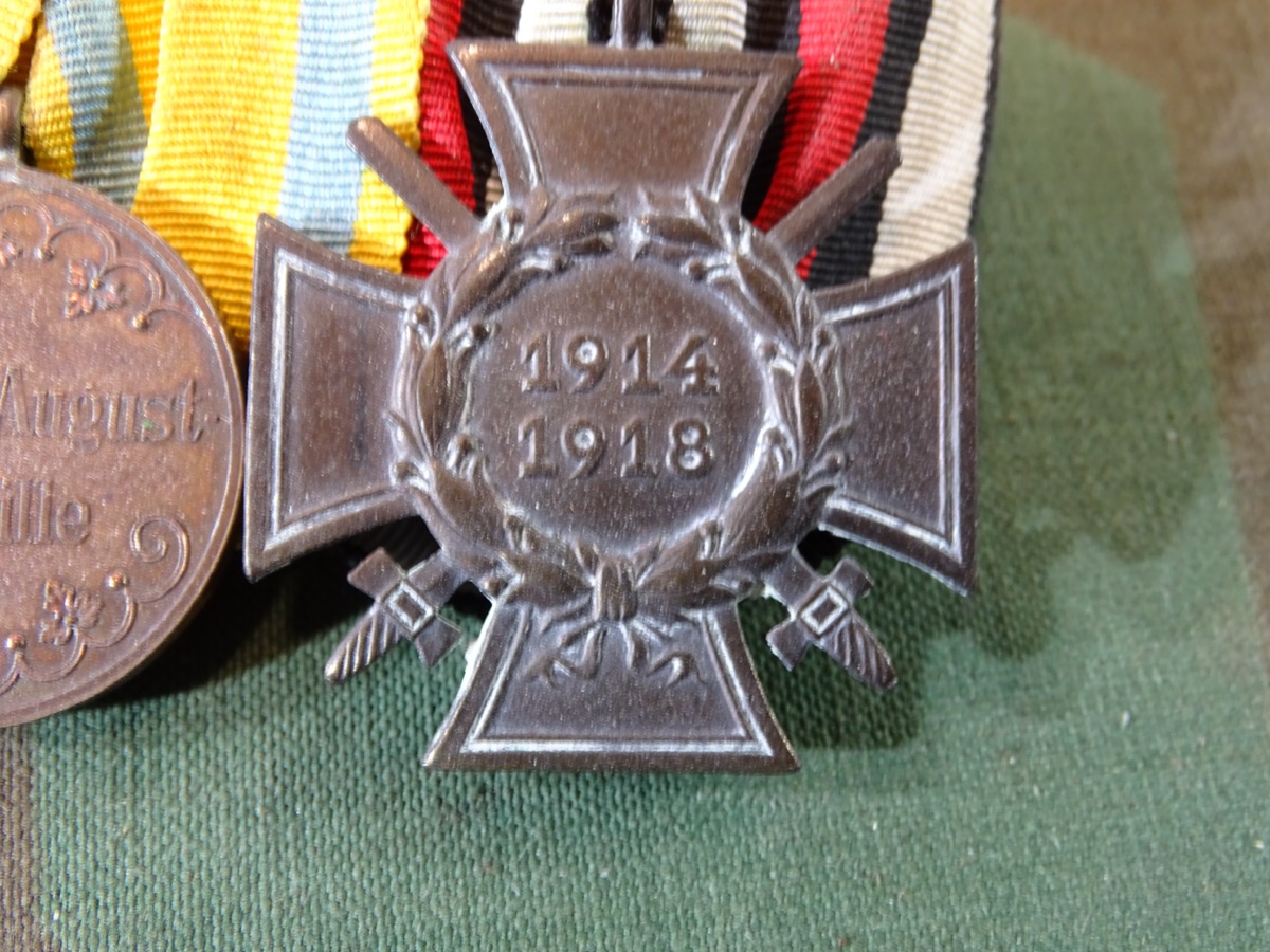 3er Ordensspange EK 2 1914, Friedrich August Medaille, Ehrenkreuz für Frontkämpfer 3er Ordensspange EK 2 1914, Friedrich August Medaille, Ehrenkreuz für Frontkämpfer