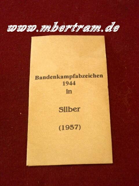 VERLEIHUNGSTÜTE FÜR BANDENKAMPFABZEICHEN , 1957