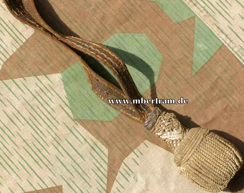 10304-22 Extra-Kürassier-Degen M 1854 -Klingenätzung, Portepee.