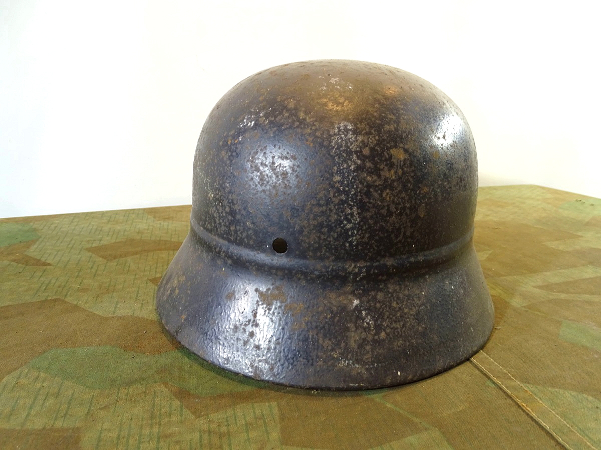 Luftschutz oder Wehrmachts Stahlhelm ( Kradmelder Helm ) Q64 schwarz, Kopiewappen