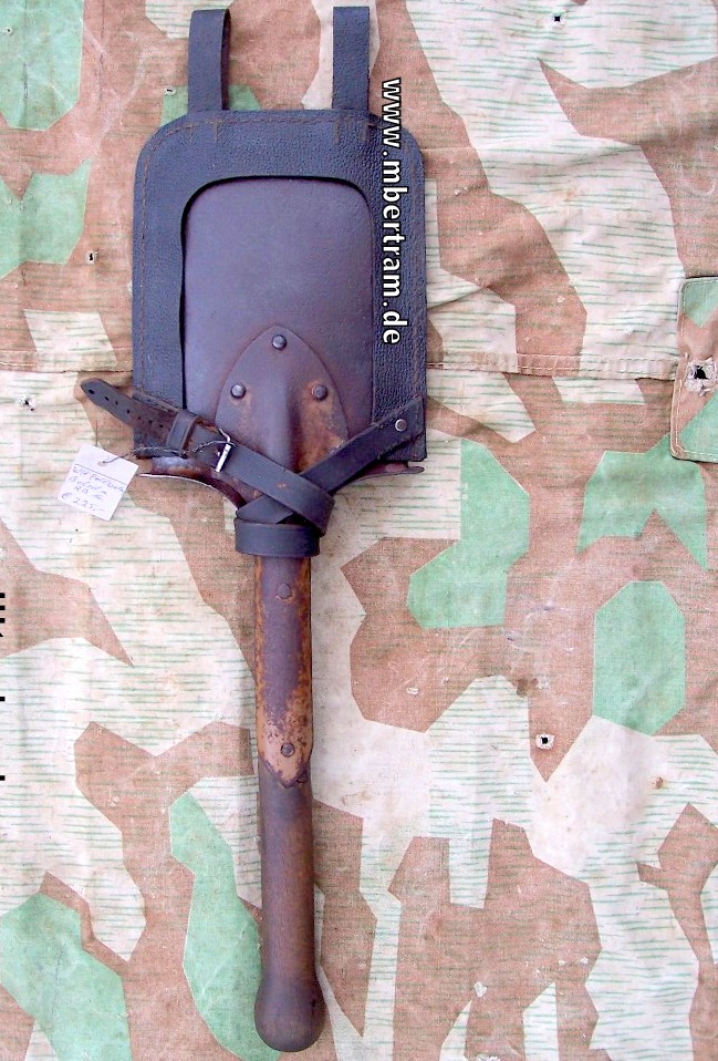 Wehrmacht Afrika Korps/ Südfront sandfarbener Feldspaten mit Tasche