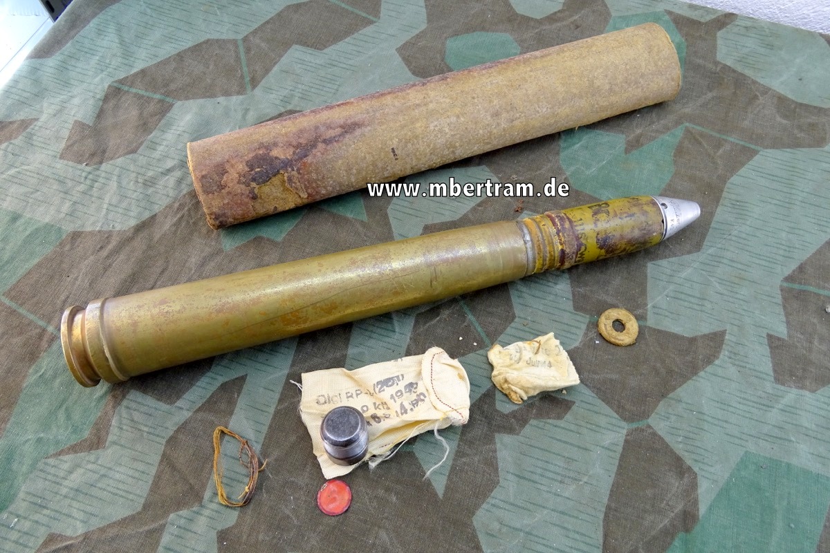 3,7 cm deko Flak Spreng Leuchtspur Granate, Messinghülse, Aluzünder, Zubehör