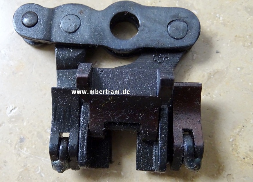 Deko MG 42 Gurt Transportklinke  Stempel cof, - Eickhorn Solingen