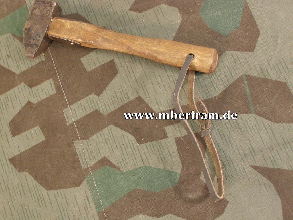 Gebirgsjäger Kletterhammer. STUBAI -AUSTRIA " H.V."