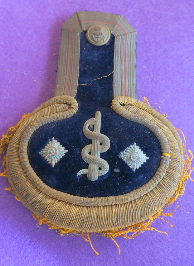 Epaulette, Stabsarzt Kapitänleutnant Kaiserliche Marine