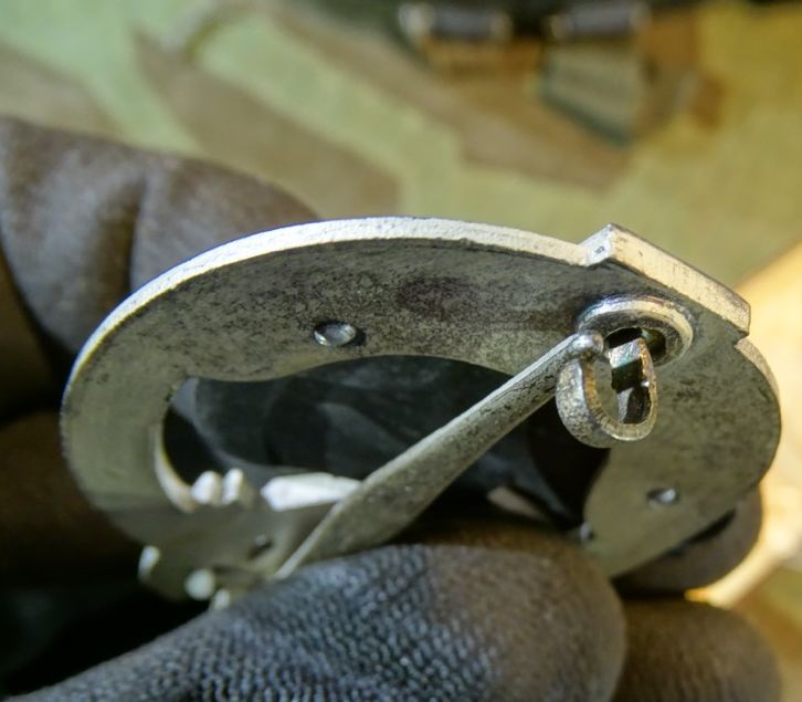 Panzerkampfabzeichen in Silber "25" Feinzink, Hersteller JFS, ohne Marke, TOP Zustand