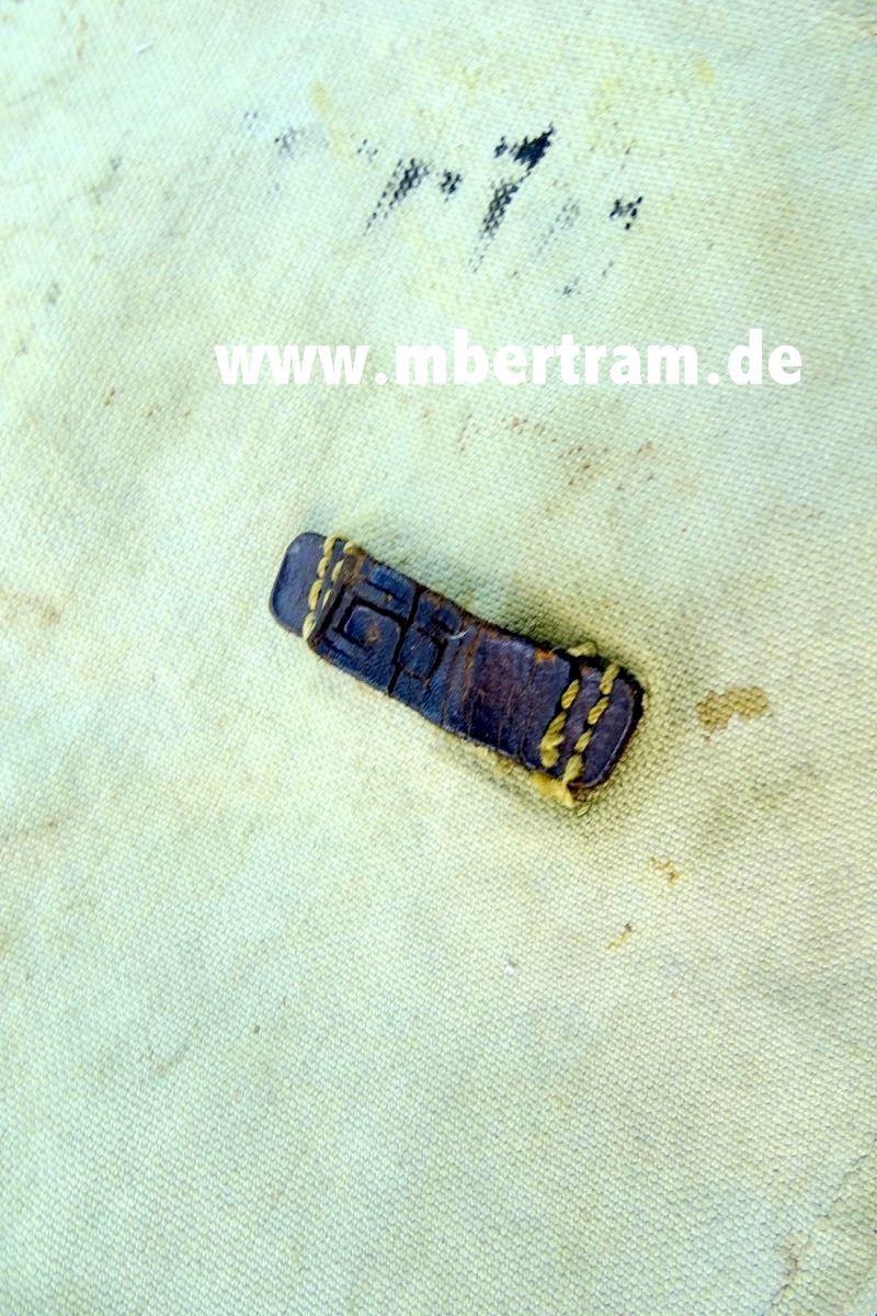 17648-6 Brotbeutel 1. Weltkrieg mit Trageriemen, schön gestempelt : "B.A. IV" 1917