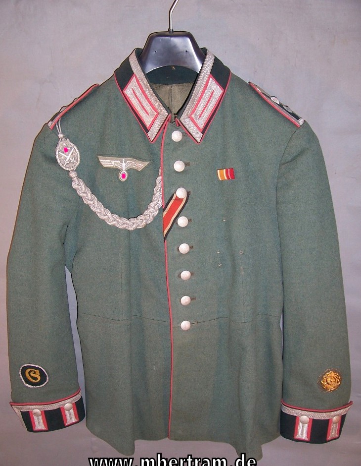 Wehrmacht Paradejacke/ Waffenrock Oberfeldwebel der Panzertruppe