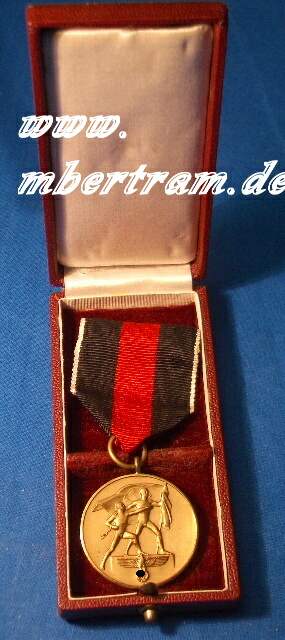 MEDAILLE ZUR ERINNERUNG AN DEN 1. OKTOBER 1938, ETUI