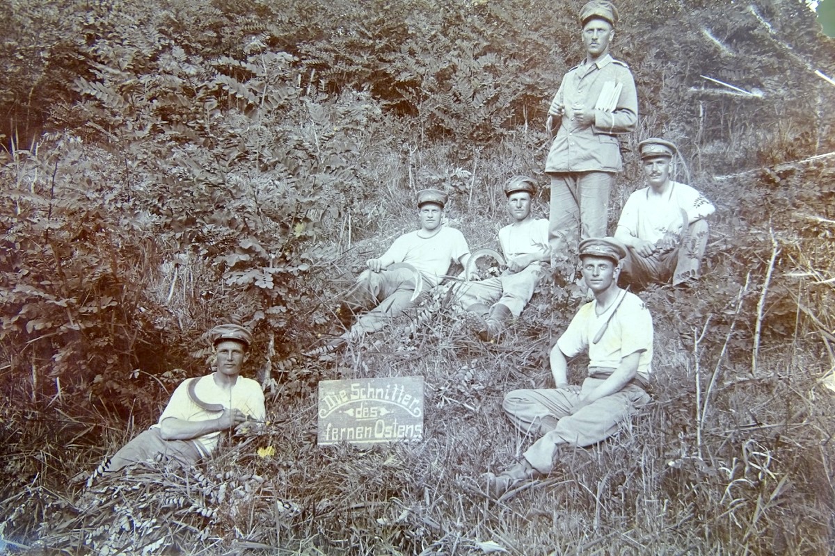 17797-17 Foto Nachlass eines ehem. Angehörigen der kaiserlichen Kolonialtruppe Tsingtau