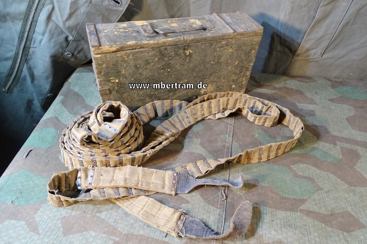 Holz Gurtkasten 1. Weltkrieg für Schwarzlose MG 1907/12 mit 250er Stoff Munitionsgurt