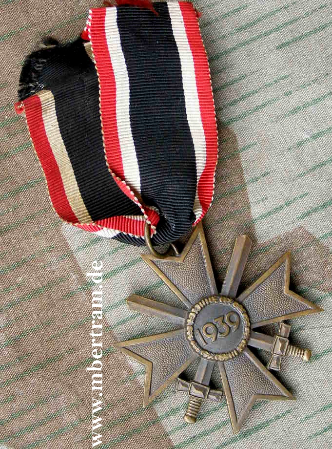 KvK. 2. Kl. 1939 m. Schw. , Buntmetall,m. Band. Ohne Hst.