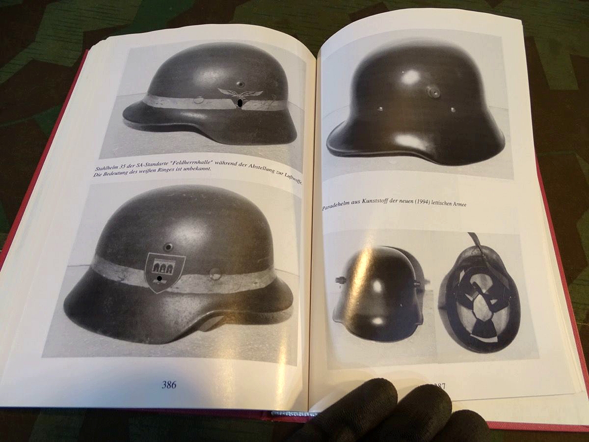 Ludwig Baer: Vom Stahlhelm zum Gefechtshelm, Band 1 und 2 Ludwig Baer: Vom Stahlhelm zum Gefechtshelm, Band 1 und 2