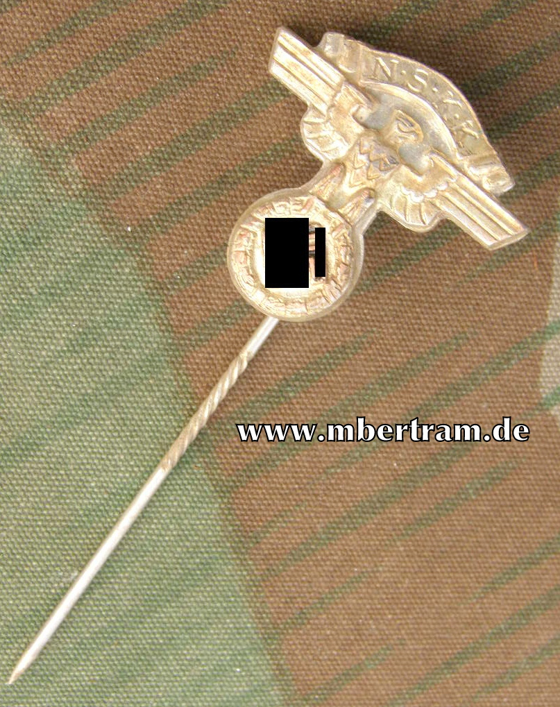 NSKK Mitgliedabzeichen Buntmetall , versilbert