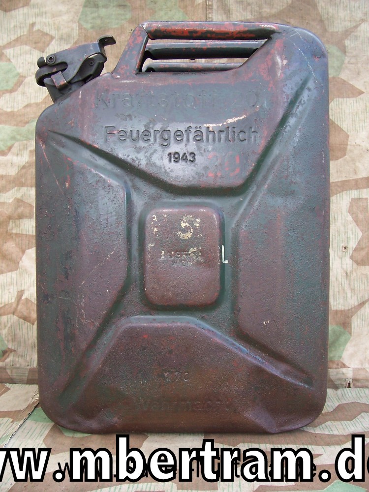 WH Benzinkanister in feldgrau 1943