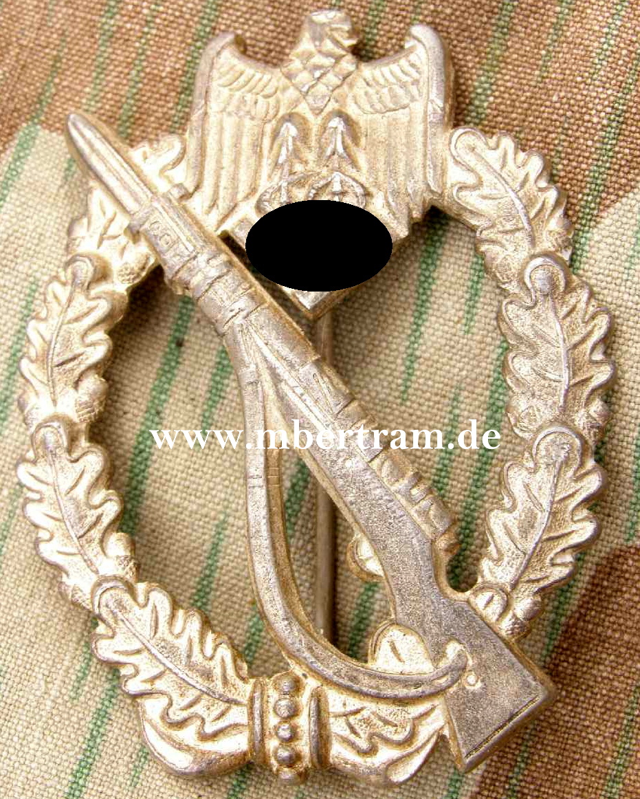 Infanterie Sturmabzeichen in Silber. Feinzink, Versilberung gut